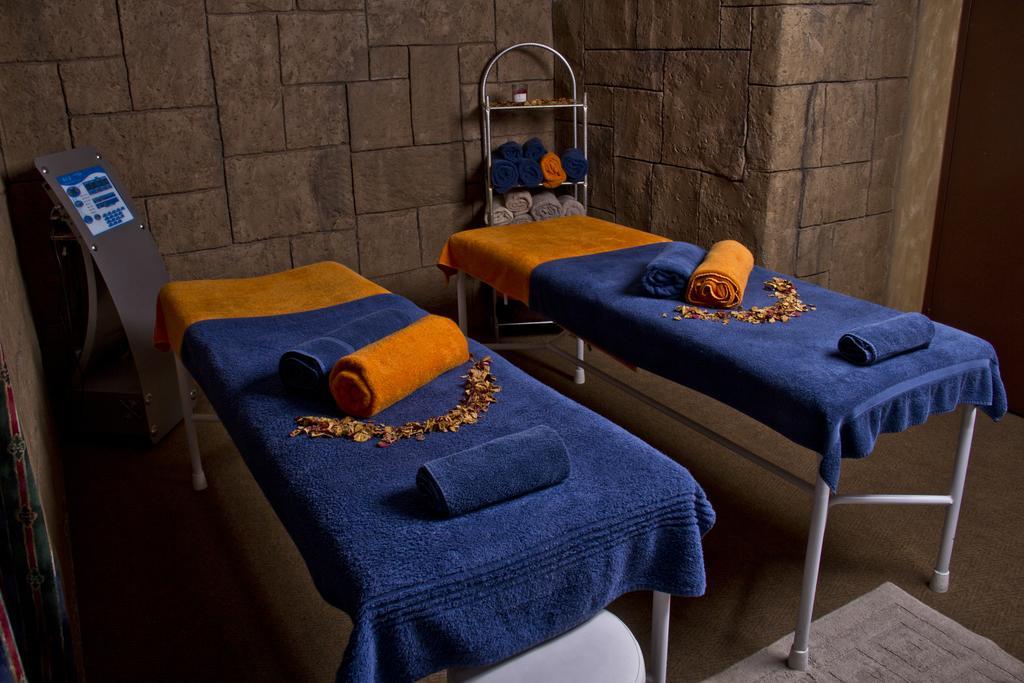 Fa'Trez Guest House & Spa Pretoria Ngoại thất bức ảnh