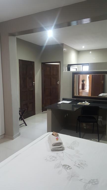 Fa'Trez Guest House & Spa Pretoria Ngoại thất bức ảnh