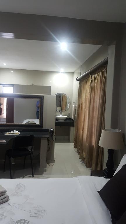 Fa'Trez Guest House & Spa Pretoria Ngoại thất bức ảnh