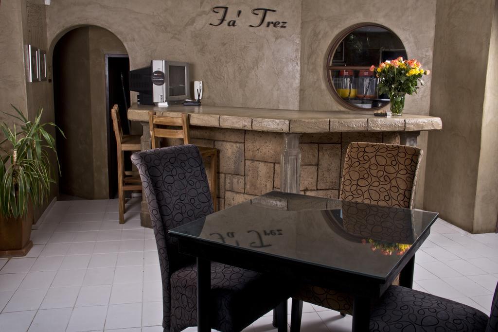 Fa'Trez Guest House & Spa Pretoria Ngoại thất bức ảnh